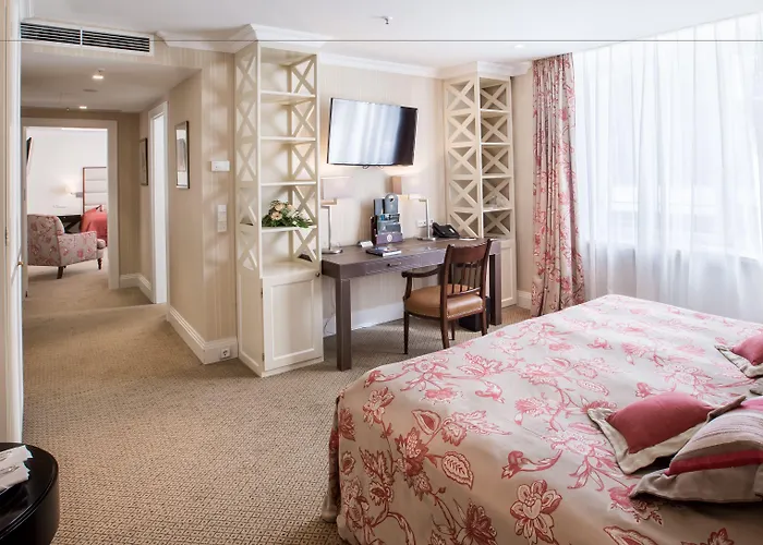 ホテル Taj Hessischer Hof Frankfurt 5*