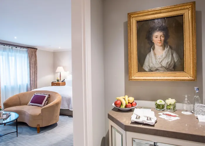 ホテル Taj Hessischer Hof Frankfurt フランクフルト