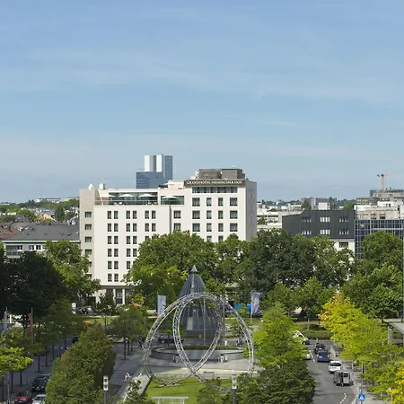 Taj Hessischer Hof Frankfurt فندق