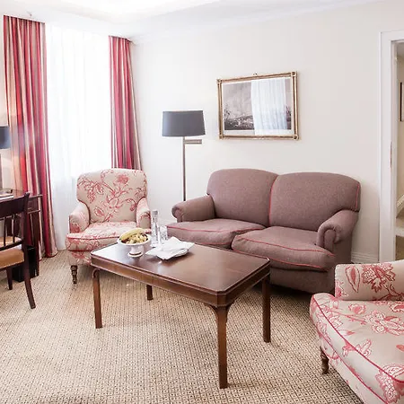호텔 Grandhotel Hessischer Hof - Frankfurt 5*