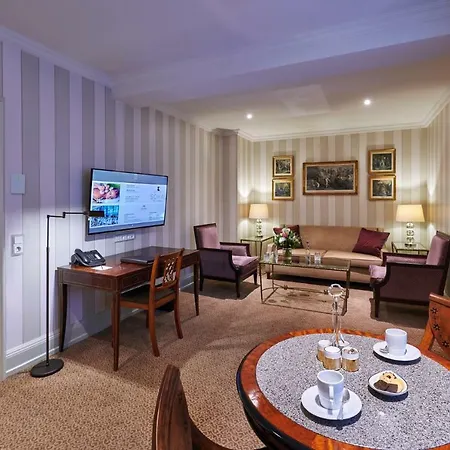 Taj Hessischer Hof Frankfurt فندق 5*