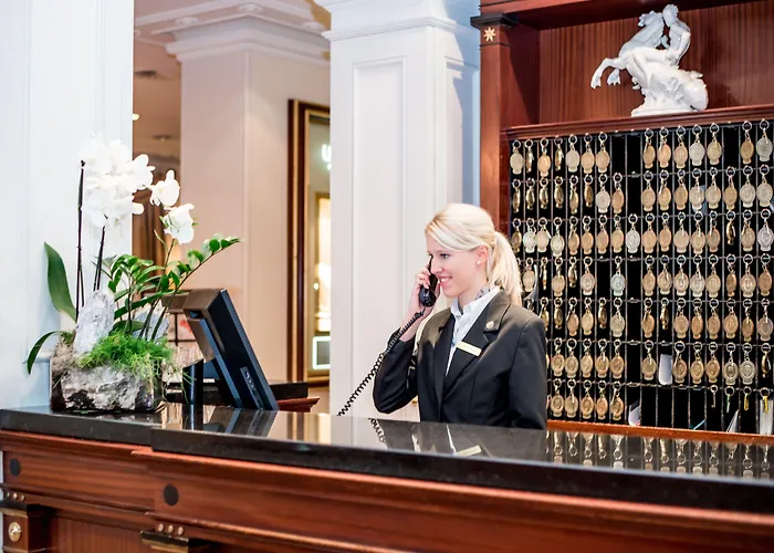 Taj Hessischer Hof Frankfurt 5* Φραγκφούρτη