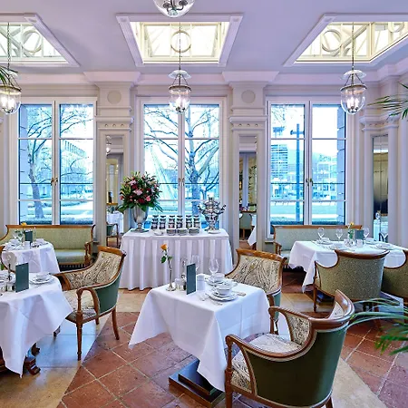 Hotel Taj Hessischer Hof Frankfurt 5*