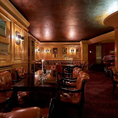 Taj Hessischer Hof Frankfurt 5* Fráncfort del Meno