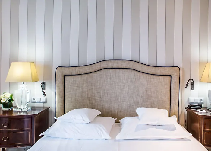 Taj Hessischer Hof Frankfurt 5* פרנקפורט