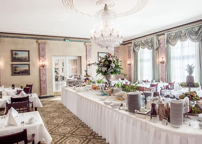 Taj Hessischer Hof Frankfurt 5* פרנקפורט