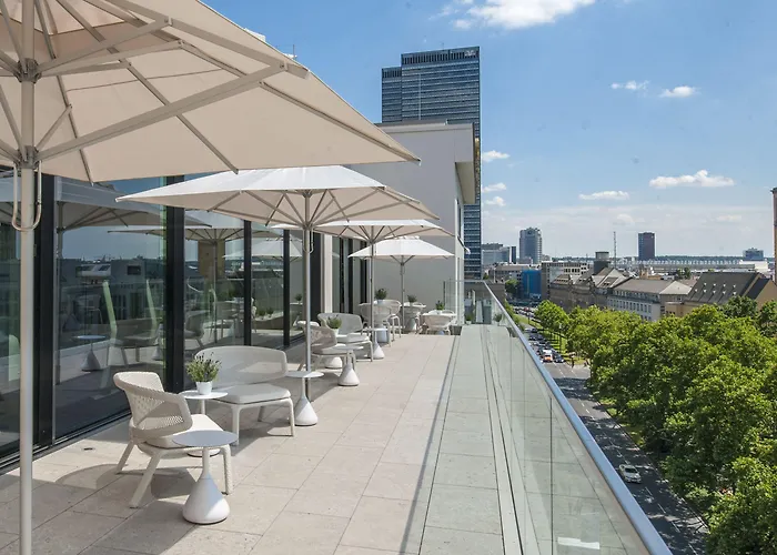 מלון Taj Hessischer Hof Frankfurt פרנקפורט